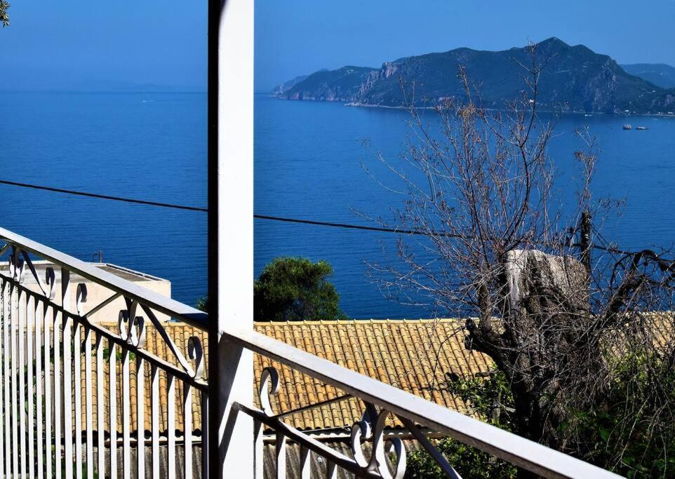 Kiki'S Beautiful House On Famous Village Pentátion 외부 사진